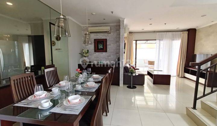 Disewakan Apartemen di Atas Mall 3 BR Furnished Min 1 Thn Sewa 1