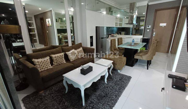 Disewakan Apartement Residences 8 Senopati 2 BR di Jak Sel 2