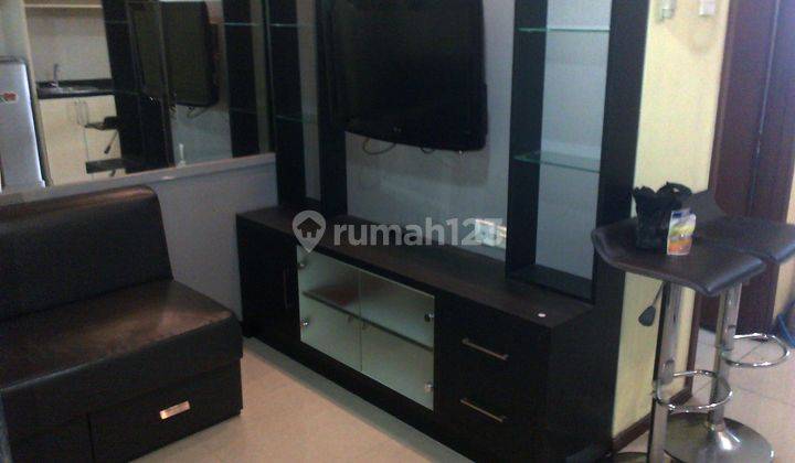 Disewakan Apartemen 1BR Bagus Lantai Rendah, Furnished 2