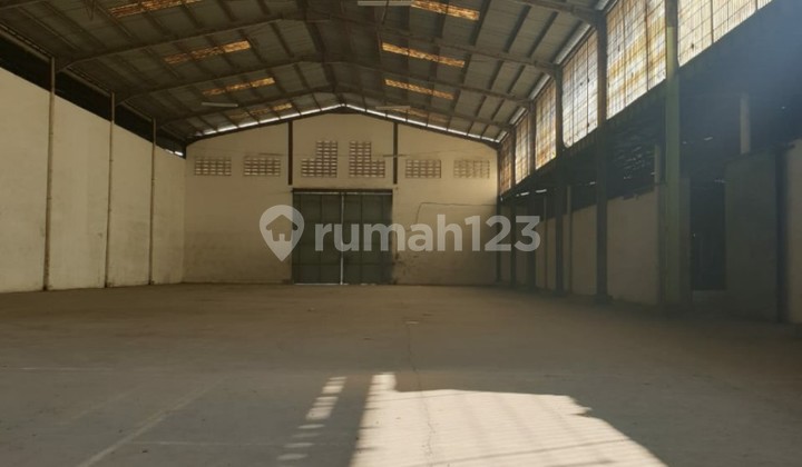 DiSewakan GUDANG BESAR KAPUK PETERNAKAN JAKBAR 5000 m 6