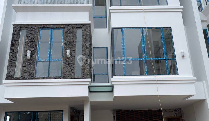 Dijual Rumah Baru Mewah Termurah di Cilandak Jakarta Selatan 1