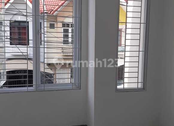 For Sale Ready-to-Occupy House Permata Palem Cengkareng West Jakarta 2