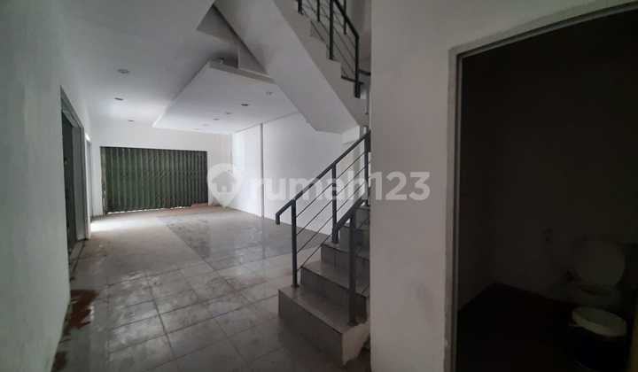 For rent: Permata Palem Kalideres West Jakarta shop house with hook. 2