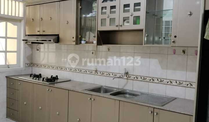Dijual Rumah Semi Furnis Siap Huni Taman Palem Lestari.jkt Barat