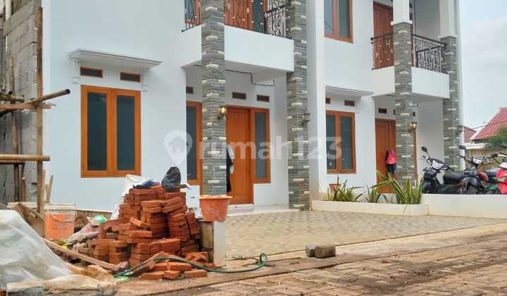 Rumah Siap Huni Bebas Banjir di Jatibening 1 2