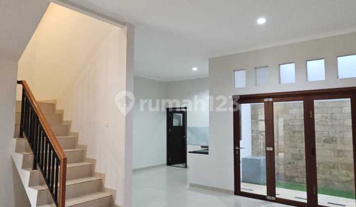 Rumah Mewah 2 Lantai Bebas Banjir Di Pondok Kelapa Jakarta Timur  2