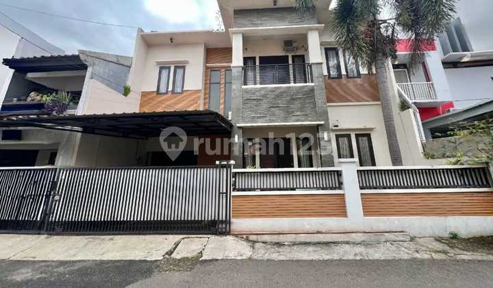 Rumah 2 Lantai Semi Furnished Lokasi Strategis Bebas Banjir di Rawamangun Jakarta Timur