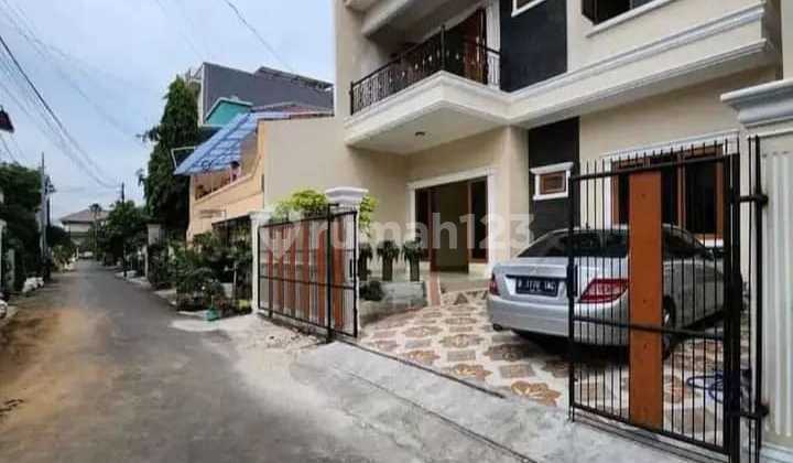 2-Story House and Flood-Free in Rawamangun, East Jakarta 2
