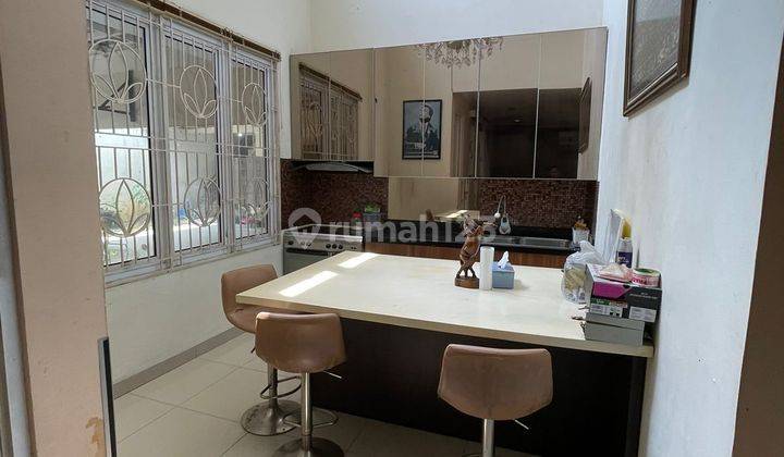 Rumah 2 Lantai Bagus Semi Furnished Yunani Banjar Wijaya 1