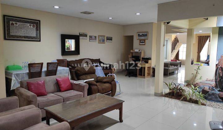 Rumah 2 Lantai Bagus Furnished di Cluster Havana Modernland 1