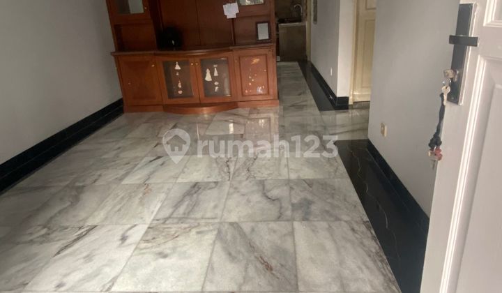 Rumah rapih siap huni full marmer Grand Poris Cipondoh