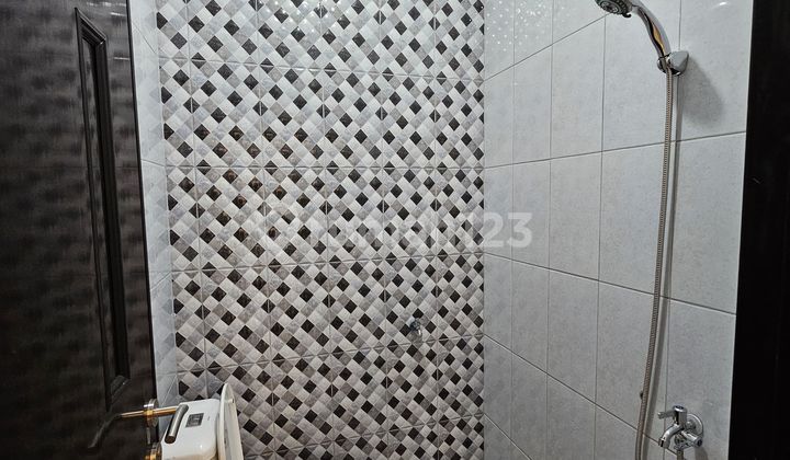 Rumah Dekat Tol Rapih Cluster Sakura Modernland Tangerang 2