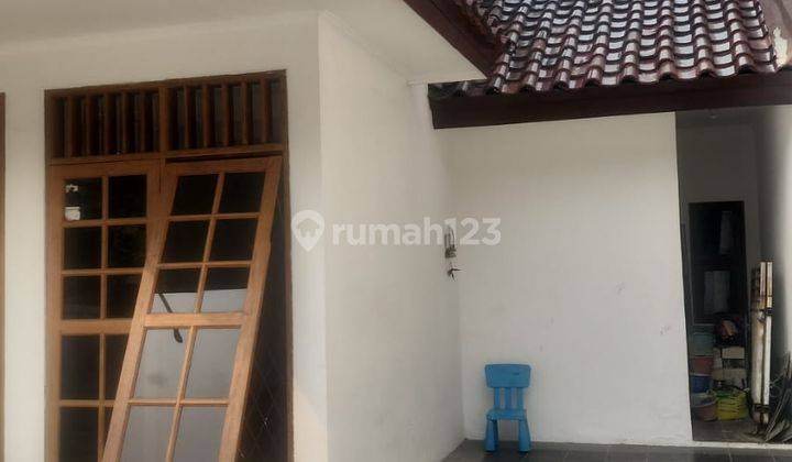 Rumah Kontrakan 2 Lantai Bagus Unfurnished di Pulau Putri , Tangerang 2