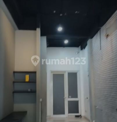 Ruko Modern Siap untuk di Gunakan Azores Pinewood Banjar Wijaya