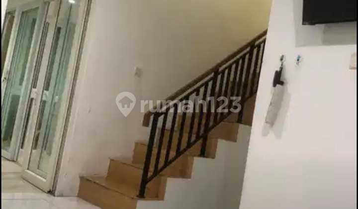 Rumah Bagus Semi Furnished SHM Modernland, Tangerang