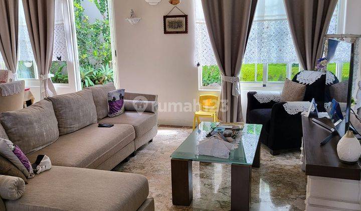 Rumah 2 Lt di Jl. Danau Batur, Taman Beverly Hill, Lippo Karawaci 2