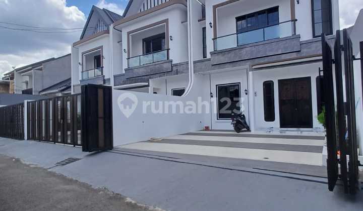 BRAND NEW, RUMAH SIAP HUNI DI JL. ABADI, JAGAKARSA, JAKARTA SELATAN