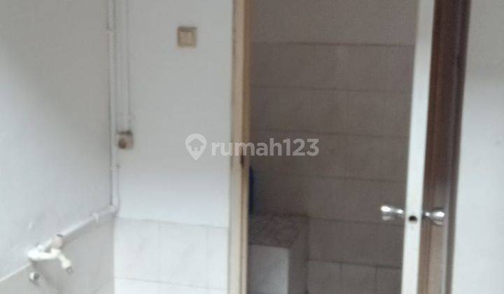 Rumah Siap Huni, 1 Lantai di Taman Aries Blok. E8, Meruya, Kembangan 2