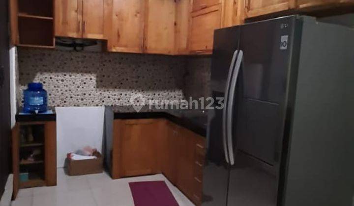 Rumah Bagus Semi Furnished di Penggilingan, Jakarta Timur 8