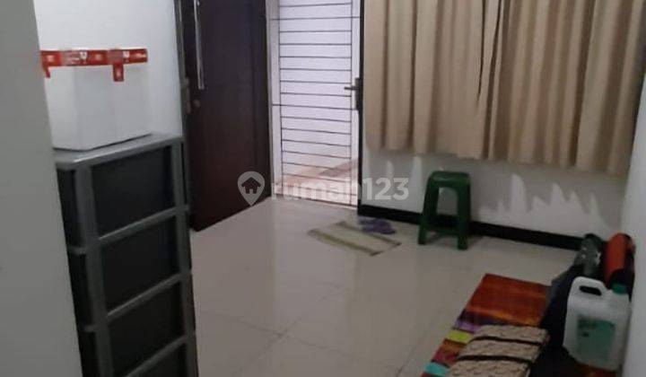 Rumah Bagus Semi Furnished di Penggilingan, Jakarta Timur 9