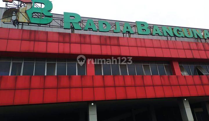 Gudang Bekas Raja Bagunan di JL Raya Bekasi 1