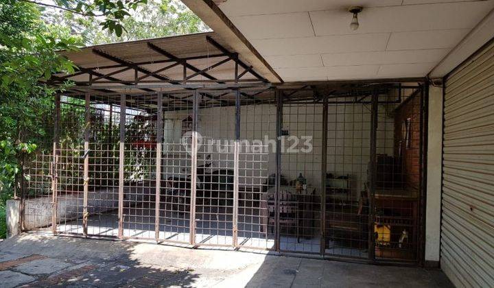 Tanah di Kebayoran Lama Jaksel Zona R5 Ada Bangunan Rumah Tua 6