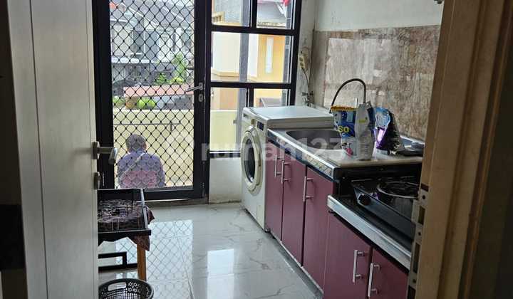 Dijual Rumah Bintaro Jaya, Kebayoran Residence, Furnished 2