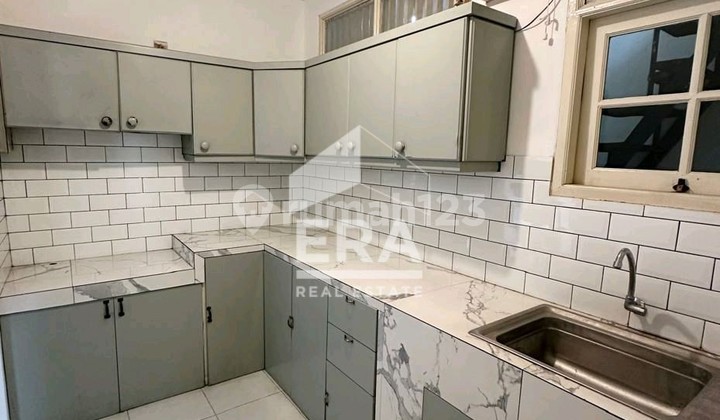 Turun Harga Disewakan Rumah Hook di Bintaro Sektor 2 2