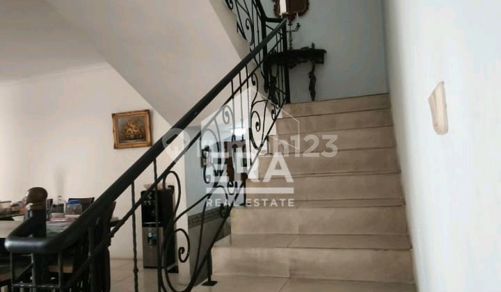 Dijual Rumah Bintaro Sektor 2 Bisa Dijadikan Kantor 2