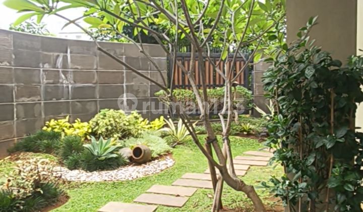 Semi-Furnished Luxury Corner Unit And Affordable With KPR