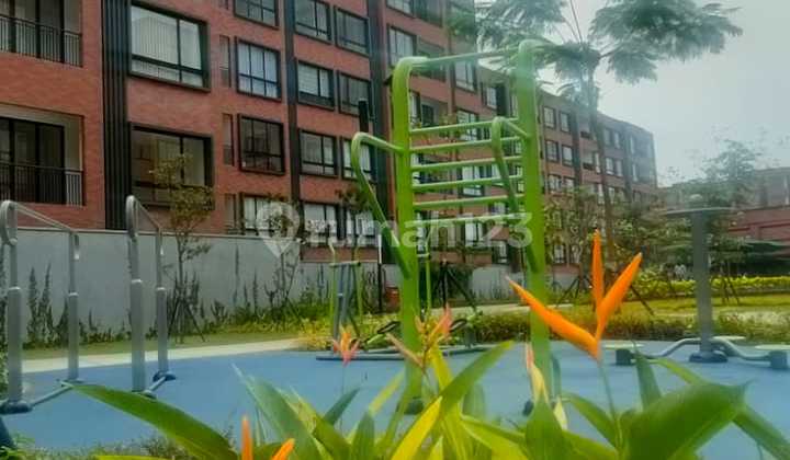 Min 2 Thn-Jarang Ada dan View Terbaik di Lloyd 2