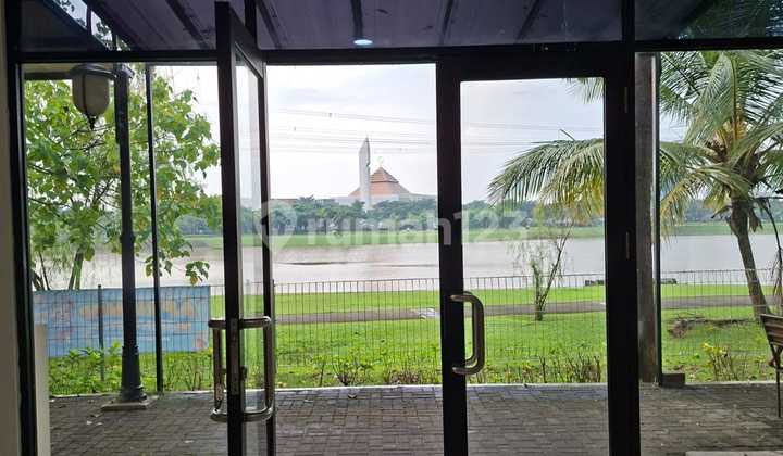 Ruko Vanyapark Lakeside Suitable for Cafe or Aesthetic Culinary Business 1