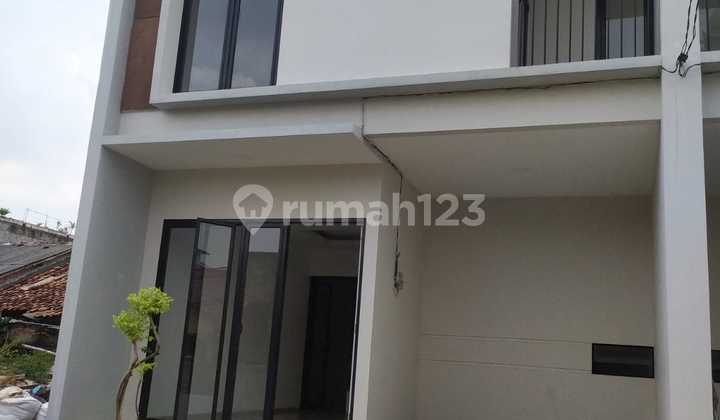 Rumah Baru Dalam Cluster di Karang Tengah, Ciledug
