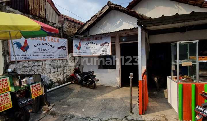 Old House for Sale in Cilandak Dalam, South Jakarta Old House for Sale in Cilandak Dalam, South Jakarta