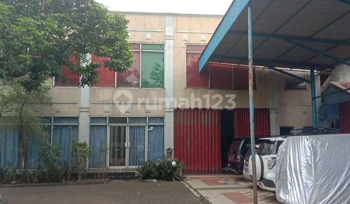 Land and Building for Sale in Beji, Depok