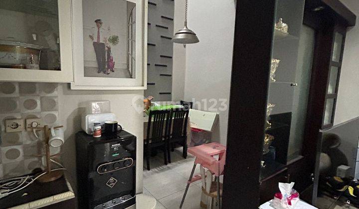 Di Jual Murah Rumah 2 Lantai Graha Raya Bintaro  1