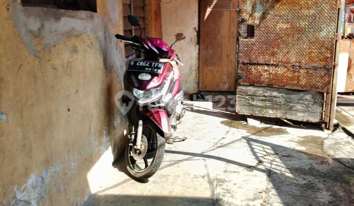 Di Jual Rumah Lama Terawat Cocok Untuk Kost2an (Aktif) Di Mangga Besar 