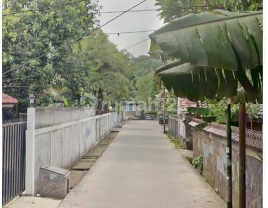 Dijual Rumah Hitung Tanah Halaman Luas di Kawasan Kemang Jaksel