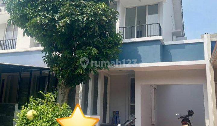 Dijual Rumah 2 Lantai Siap Huni di Phg Topaz Timur 1