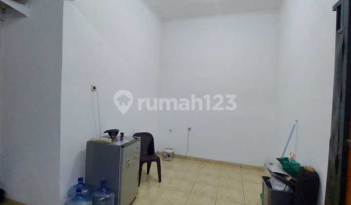 For Sale Premium 2-Story Boarding House with Rooftop, Adjacent to STAN Bintaro 2