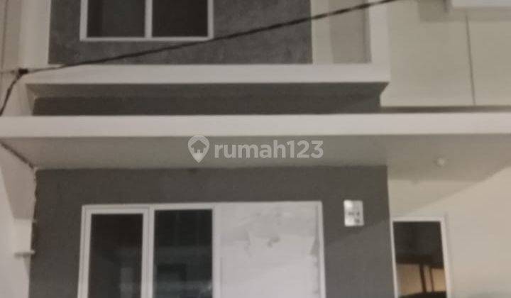 Disewakan Rumah Baru Paradise Serpong City 2 1