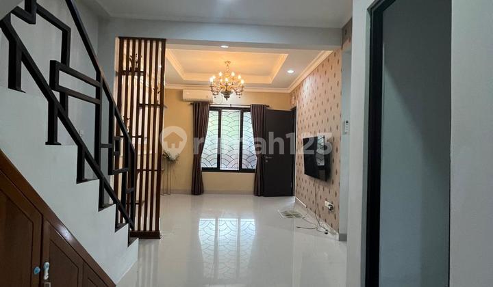 For Sale: Nice 2-Story House in Nusaloka BSD