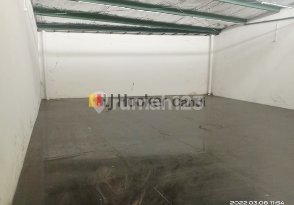 Ruko Siap Pakai di Jalan Kedungmundu Raya Semarang 9