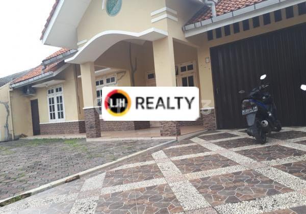 Rumah Kost di Gajah Timur Dalam Rumah Kost di Gajah Timur Dalam
