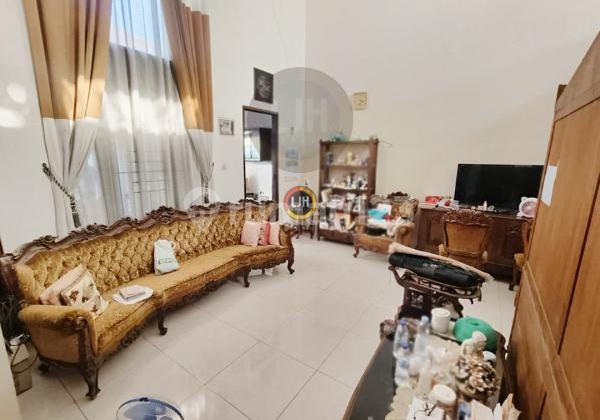 Rumah di Majapahit Regency Semarang