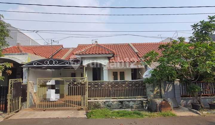 Cheapest 1 1/2 Story House for Rent in Melati Cluster