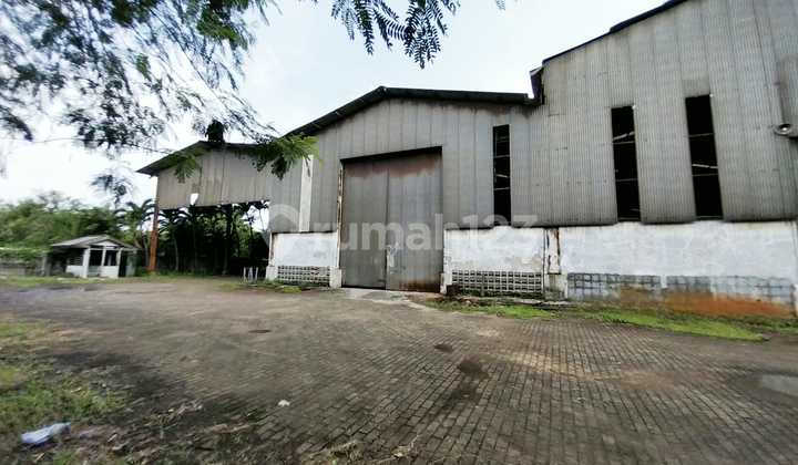 Sewa Gudang Ada Hoist Crane Ijin Industri Akses Kontainer 