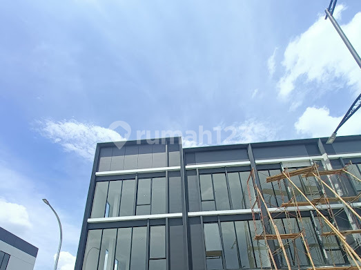 For Sale: Hampton Square Shop House Gading Serpong