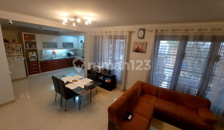 DIJUAL DELATINOS, DE RIO BSD SHM SEMI FURNISH