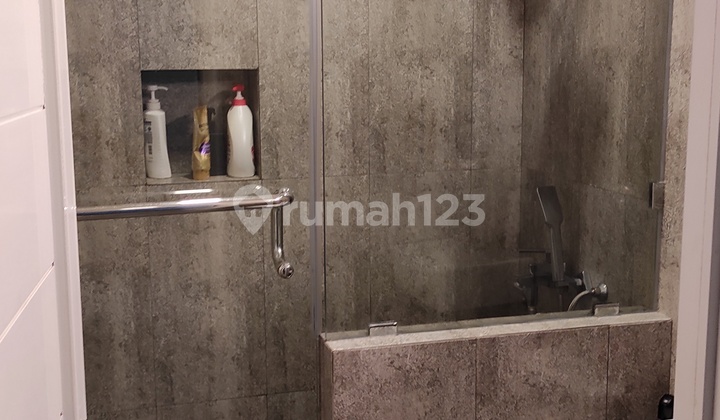 Dijual Rumah Siap Huni Full Renovasi Interior Di Jalan Utama Kemang Regency 0 Menit Dari Tol Summarecon Bogor 2